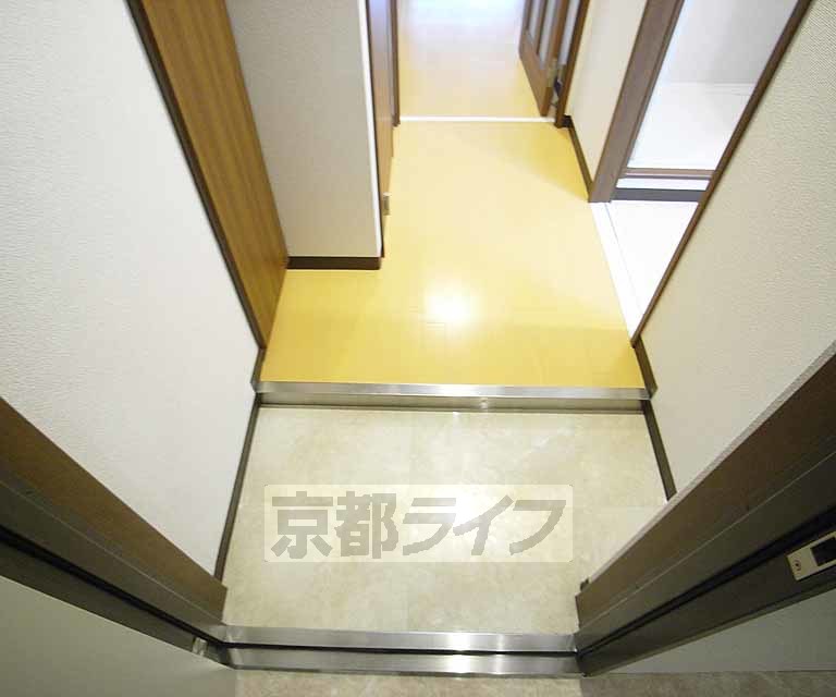 玄関　掃除のしやすい玄関。