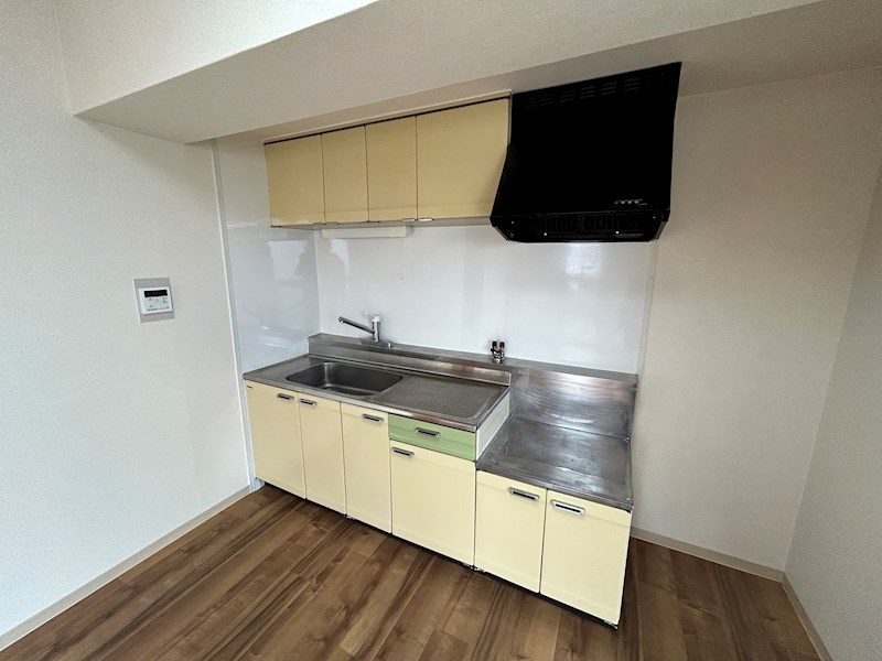 Y’Sコート蘭びっくのキッチン写真