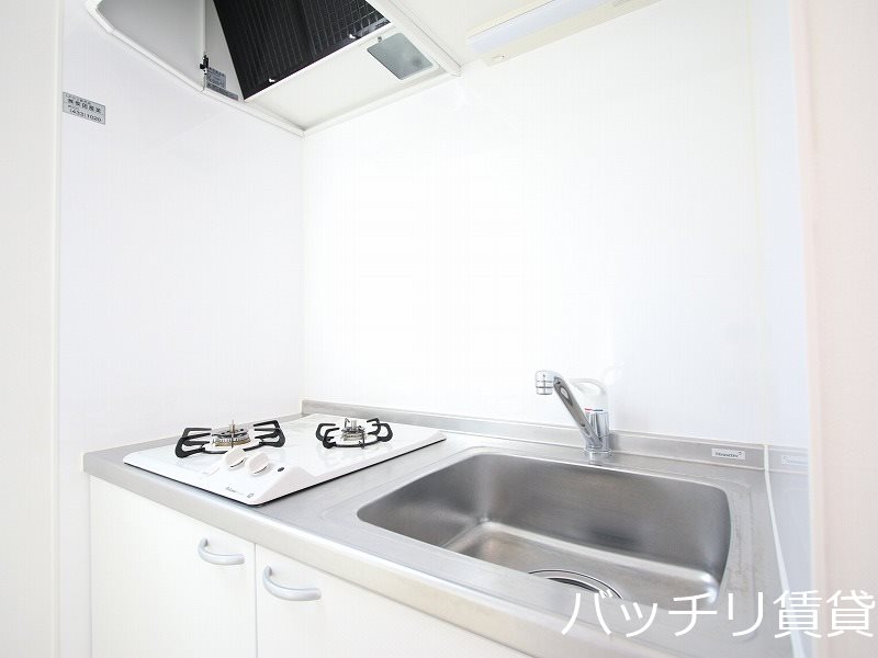 キッチン　同型タイプの為、現状を優先いたします
