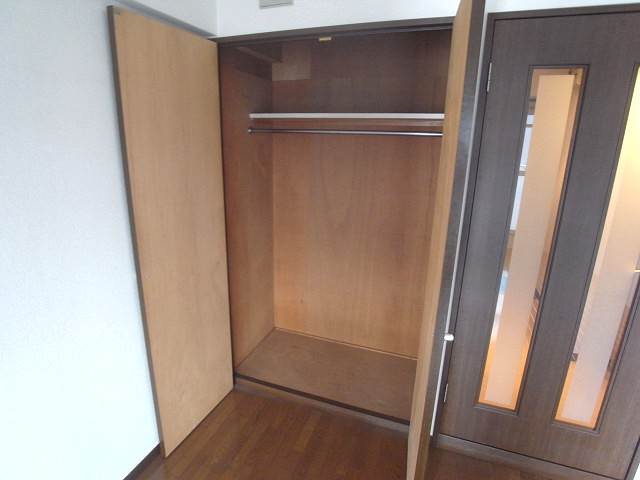 収納　お洋服が多い方もしっかり収納できそうです
