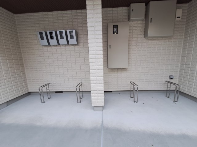 その他共有部分　自転車駐輪可（世帯/1台）