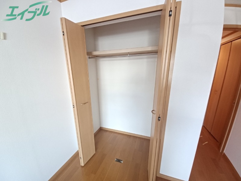 収納　同型参考写真です