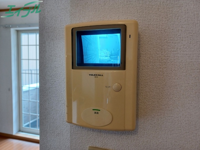 セキュリティ　同型参考写真です