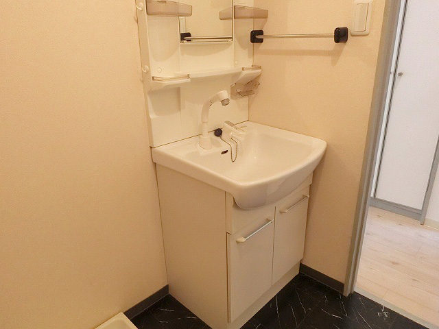 洗面設備　シャンプードレッサー