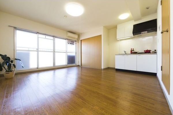 居室・リビング　※写真は同じマンションの違う部屋のものになります。