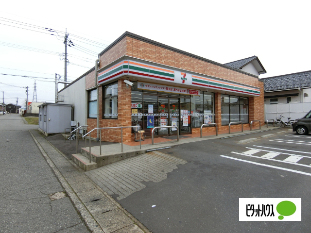 コンビニ　セブンイレブン福井つくし野店（コンビニ）まで659m