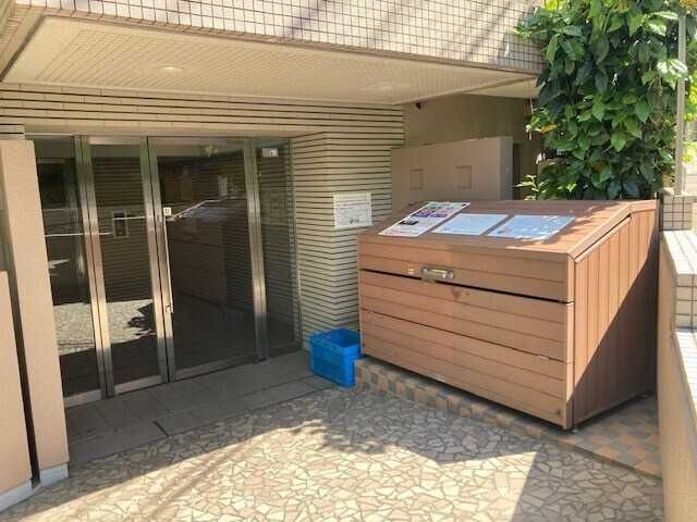 エントランス　（別タイプ参考写真）コート富士館　文京区本郷４