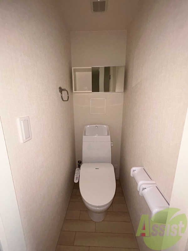 トイレ　トイレは温水洗浄便座となっており、快適に使えます。