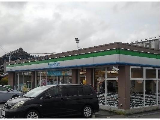 コンビニ　ファミリーマート碧南鶴見町店（コンビニ）まで589m