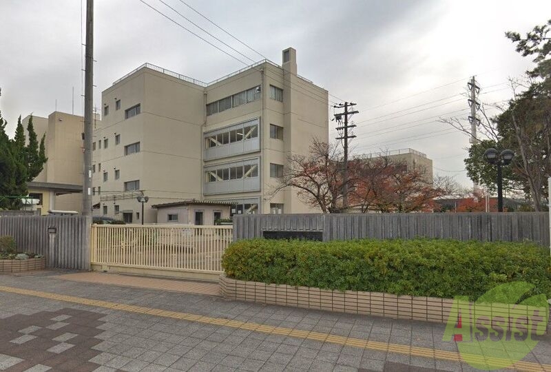 中学校　宝塚市立高司中学校（中学校）まで1725m