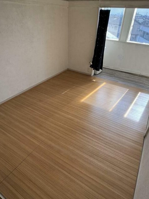居室・リビング　室内写真は別部屋です