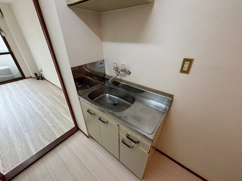 キッチン　2-B号室のお写真になります！！