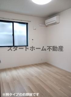 その他部屋・スペース　使い勝手のいい寝室です
