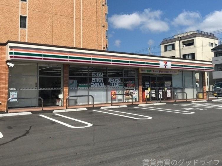 コンビニ　セブンイレブン吉祥院仁木ノ森店（コンビニ）まで477m