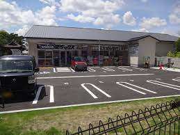 ドラックストア　ダックス東山本町店（ドラッグストア）まで540m
