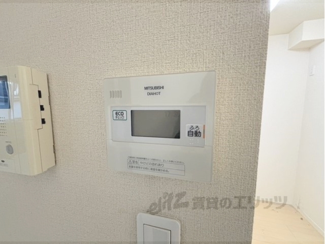 その他設備　給湯器リモコン