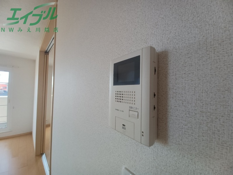 セキュリティ　同型参考写真