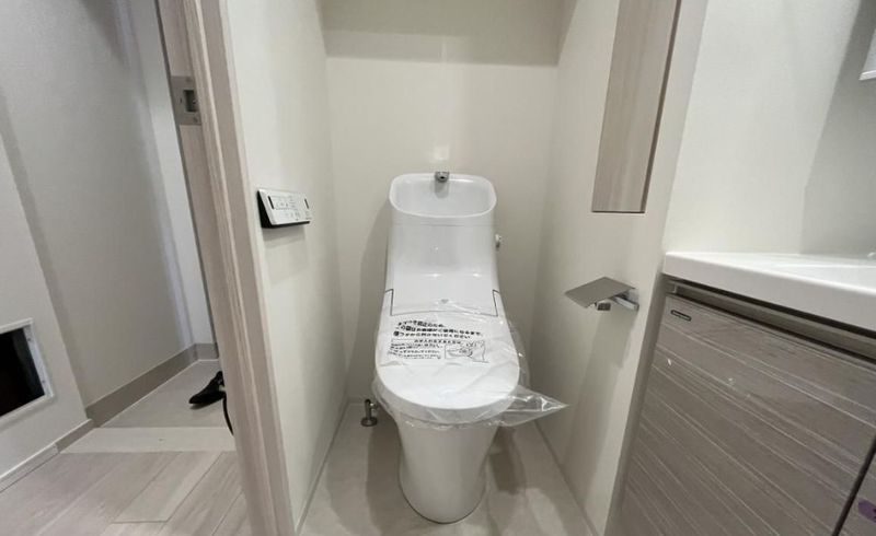 トイレ　※別部屋の参考写真です。