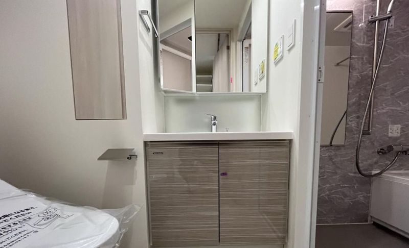 洗面設備　※別部屋の参考写真です。