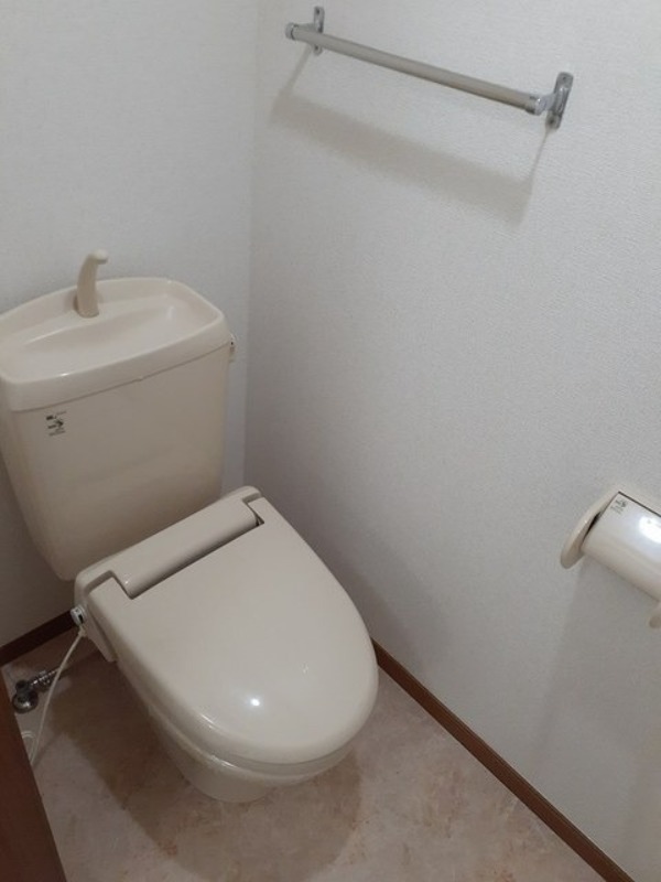 トイレ　図面と現状に相違がある場合には現状を優先