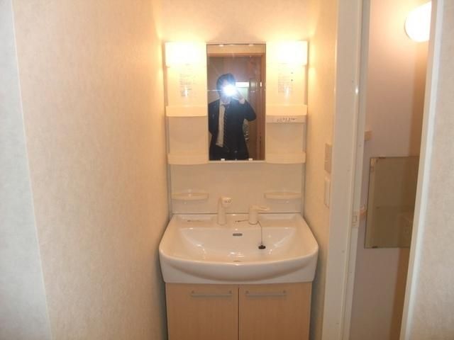 洗面設備　★洗面台　※別部屋のお写真です★