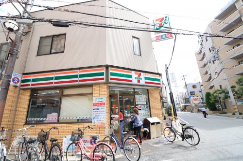 コンビニ　セブンイレブン　尼崎立花駅前店（コンビニ）まで99m