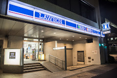 コンビニ　ローソン 銀座七丁目店（コンビニ）まで647m