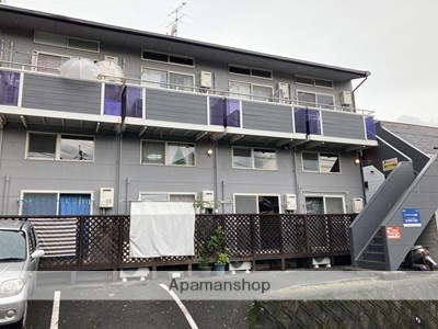 駐車場　エントランス