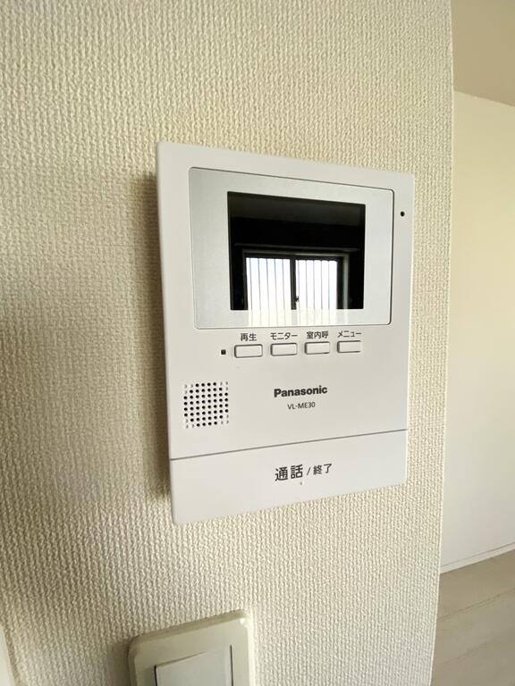 セキュリティ　カラーモニターのインターホン