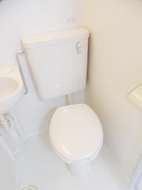 トイレ　同間取り参考写真