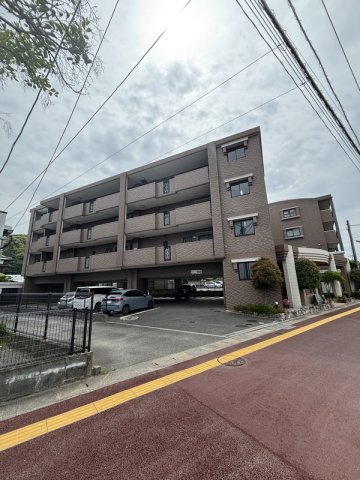 建物外観　レグルス空港南
