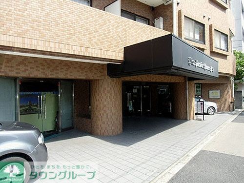 その他　エントランス外観別角度