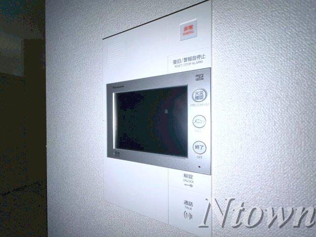 セキュリティ　モニター付きインターフォンです。
