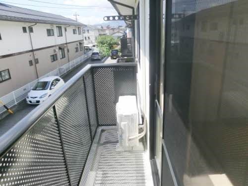 バルコニー　画像は202号室です（参考）