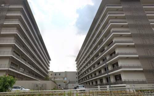 病院　京都大学医学部附属病院（病院）まで1427m