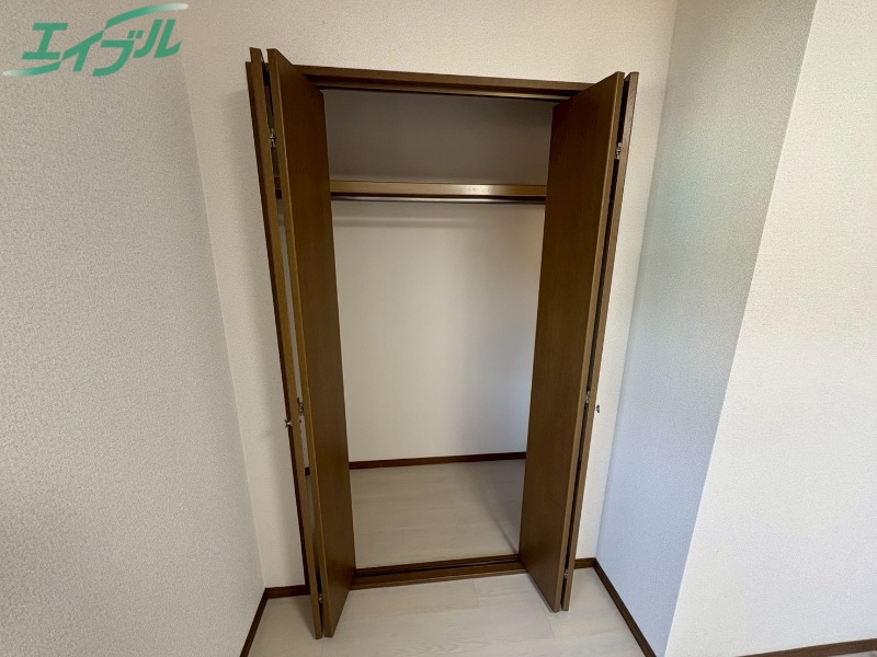 収納　同型参考写真