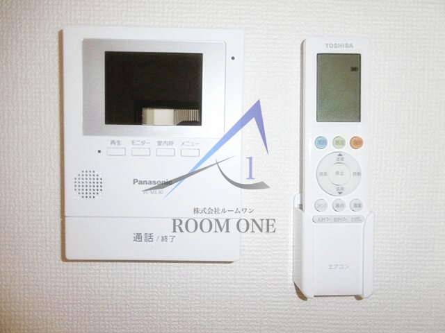 セキュリティ　モニター付きインターホンです。