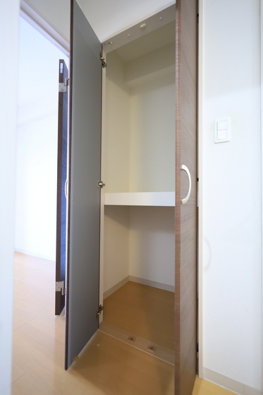 収納　※別部屋の写真です