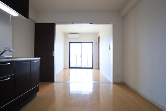 居室・リビング　※別部屋の写真です
