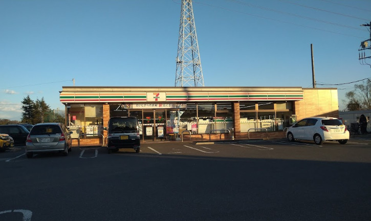 コンビニ　セブンイレブン 市原八幡石塚店（コンビニ）まで619m