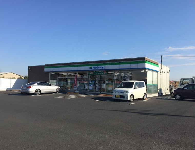 コンビニ　ファミリーマート 市原八幡宿東通り店（コンビニ）まで859m