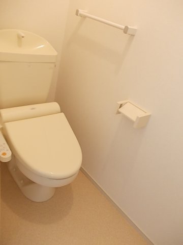 トイレ　トイレもきれいです