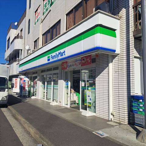 コンビニ　ファミリーマート金沢柳町店（コンビニ）まで507m