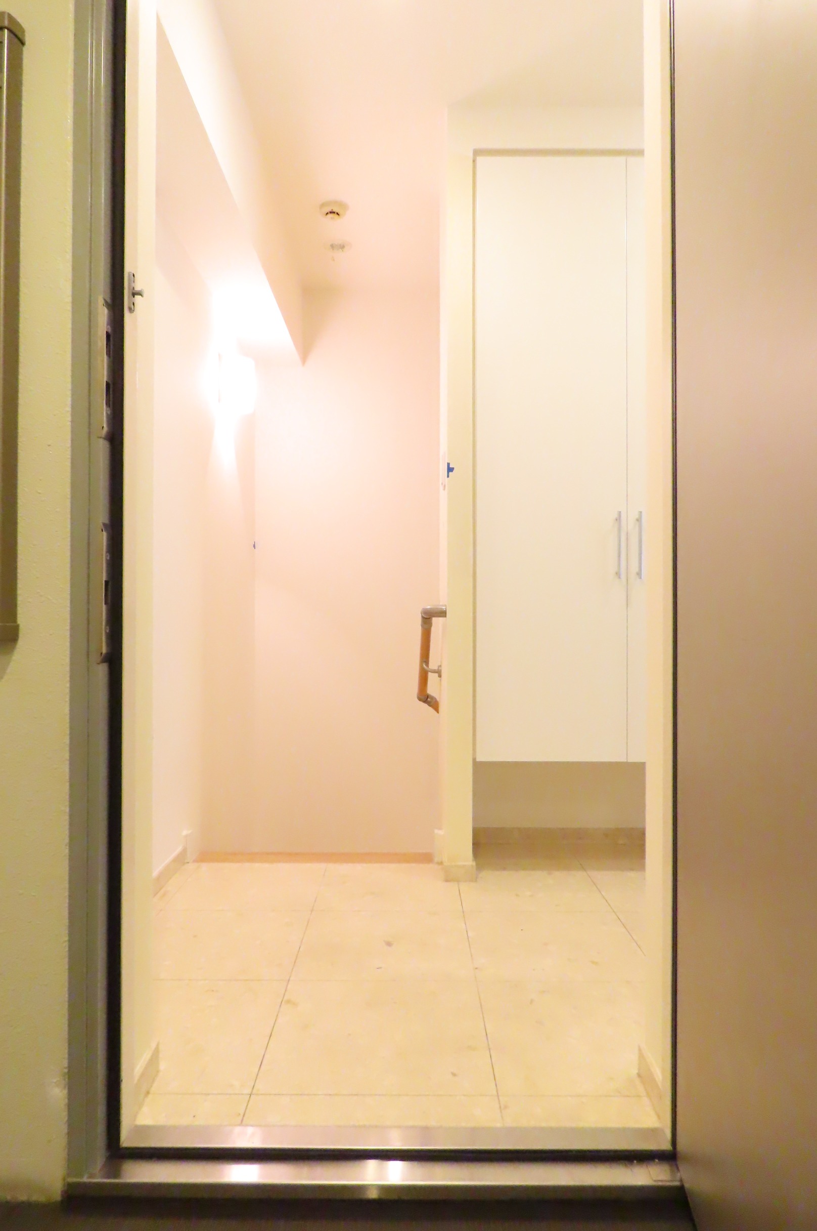 玄関　他部屋参考写真