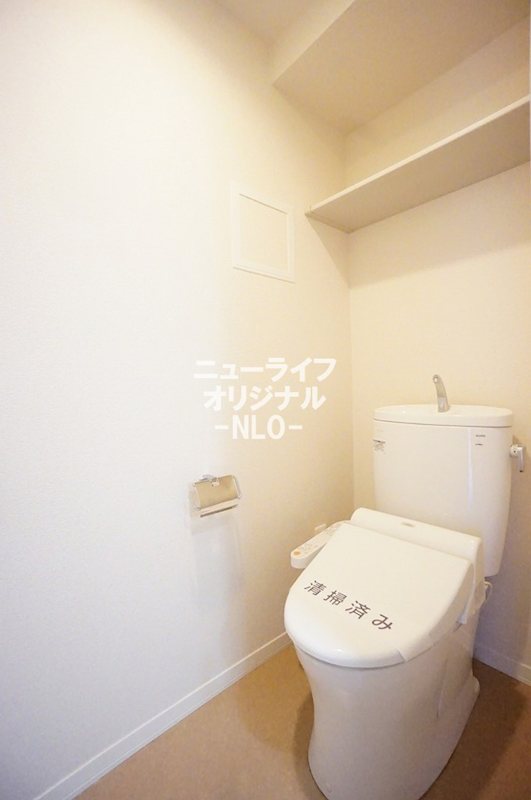 トイレ　トイレには快適な温水洗浄便座付