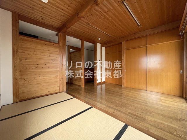 その他部屋・スペース　窓から暖かな日差しが入ります♪