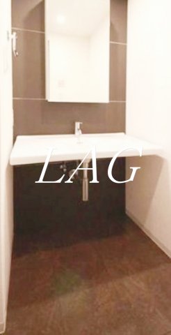 洗面設備　独立洗面台です。