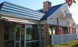 飲食店　デニーズ甲府昭和通り店（飲食店）まで1400m