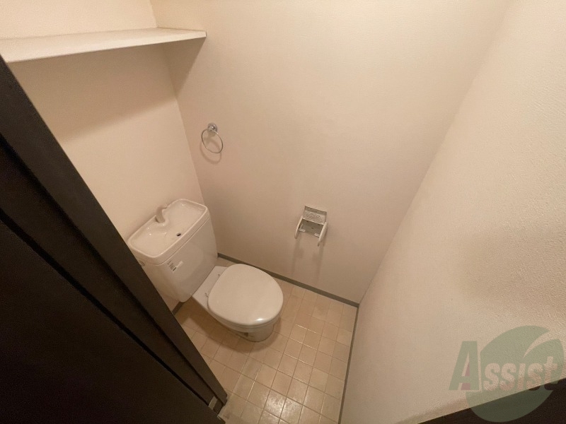 トイレ　こちらはトイレです。清潔感があり、安心して使用できます。