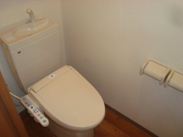トイレ　シャワー付トイレ